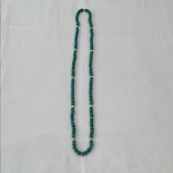 Jewelry - Elegant Turquoise and White Beaded Necklace 18 Inches Long Gold Beaded Spacers
